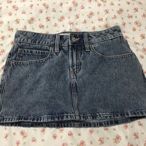 Jean Skort Hollister